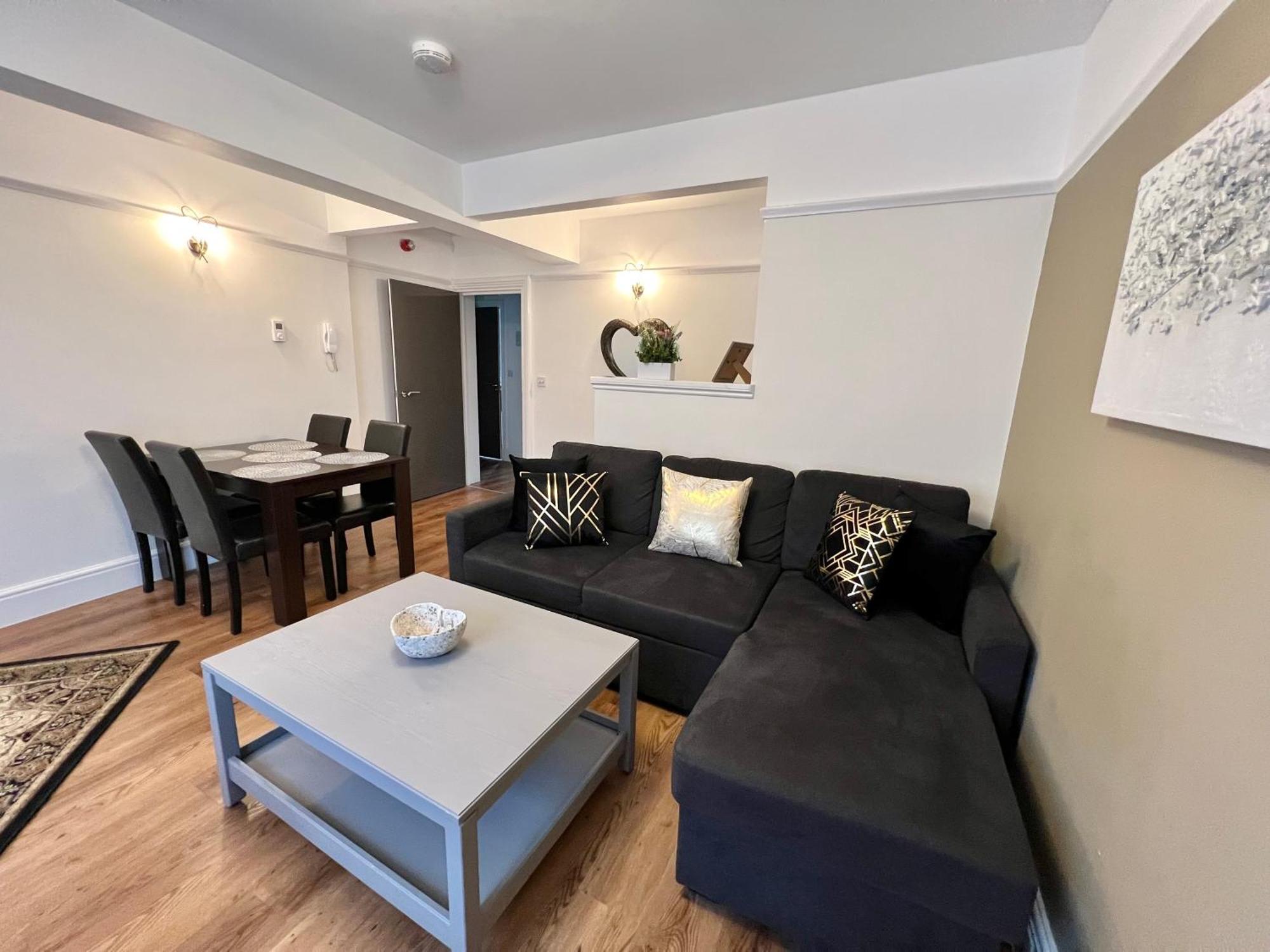 Large Family-Friendly 2Bd Glastonbury Retreat, Sleeps 5 Exterior photo