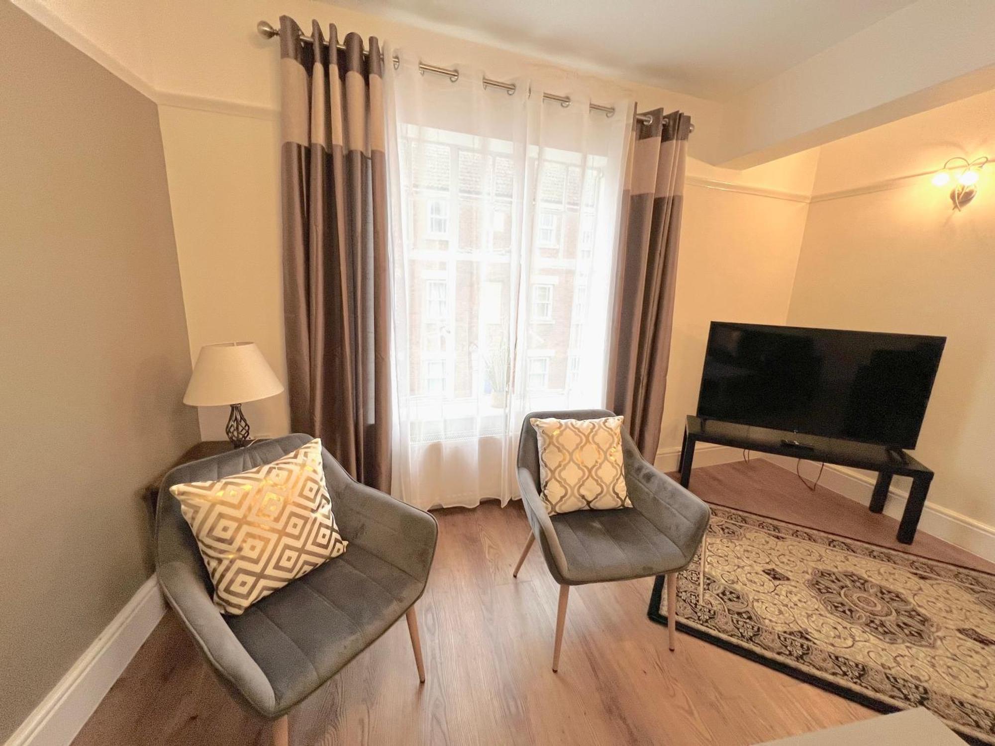 Large Family-Friendly 2Bd Glastonbury Retreat, Sleeps 5 Exterior photo